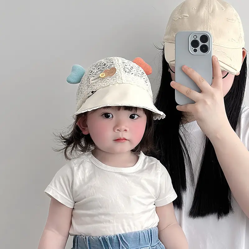 Girls Sun Hat with Cute Beads & Big Brim - Image 4