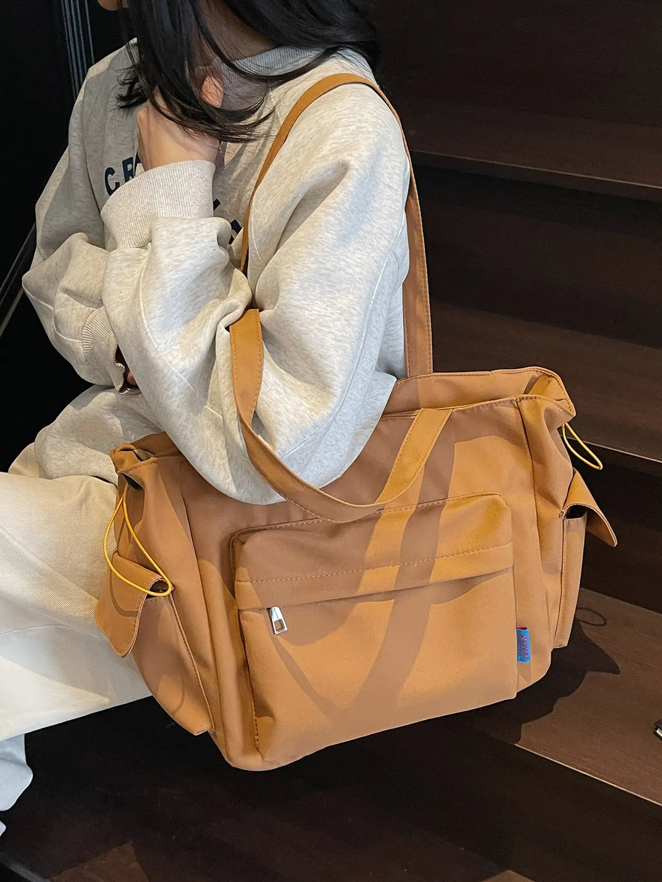 White Canvas Multi-Pocket Shoulder Bag Large Capacity — feature 45