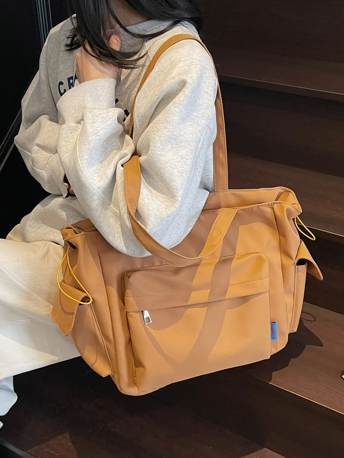 White Canvas Multi-Pocket Shoulder Bag Large Capacity — feature 47