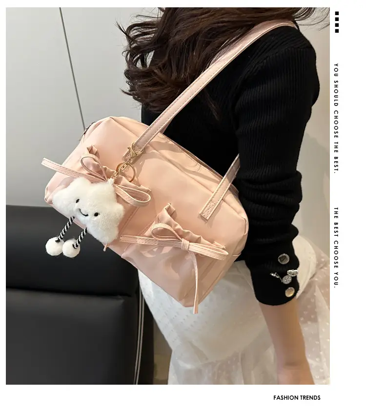 2025 Summer Women's Cute Decor Shoulder Bags — feature 1