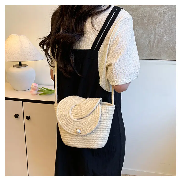 Artistic Crossbody Bag for Women, Large Capacity, Woven Design — feature 11