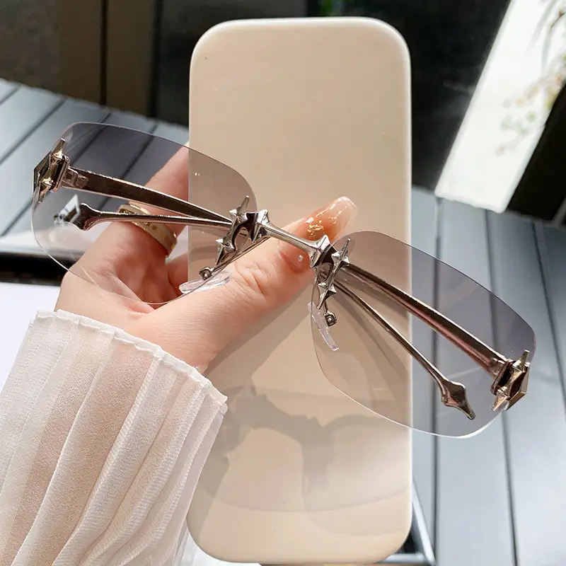 New Fashionable Frameless Sunglasses for Women