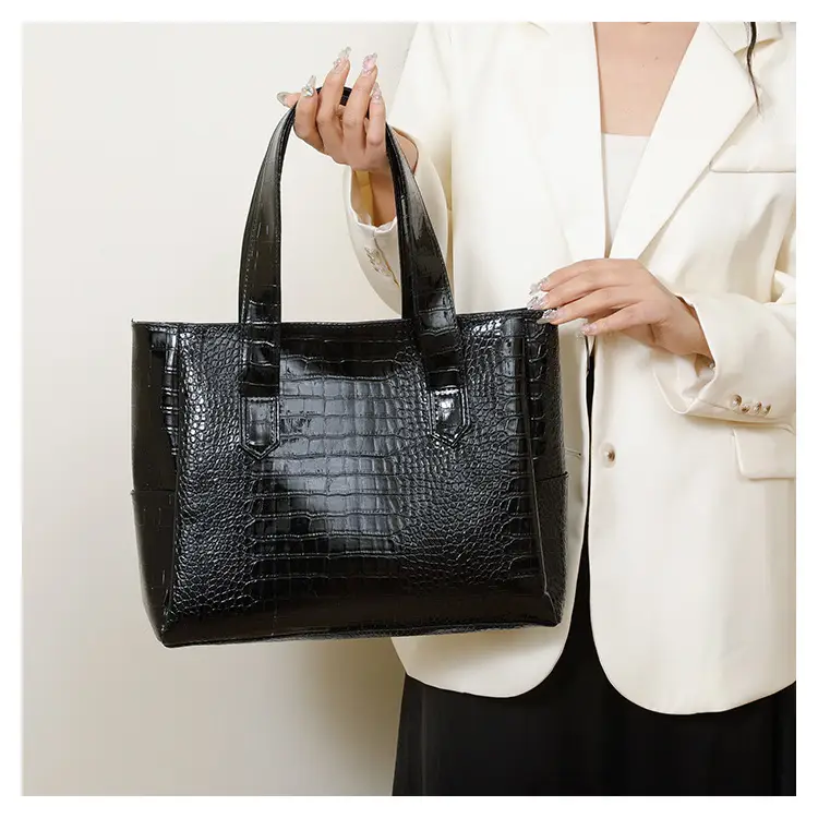 Red Croc PU Leather Crossbody Bag for Women — feature 19