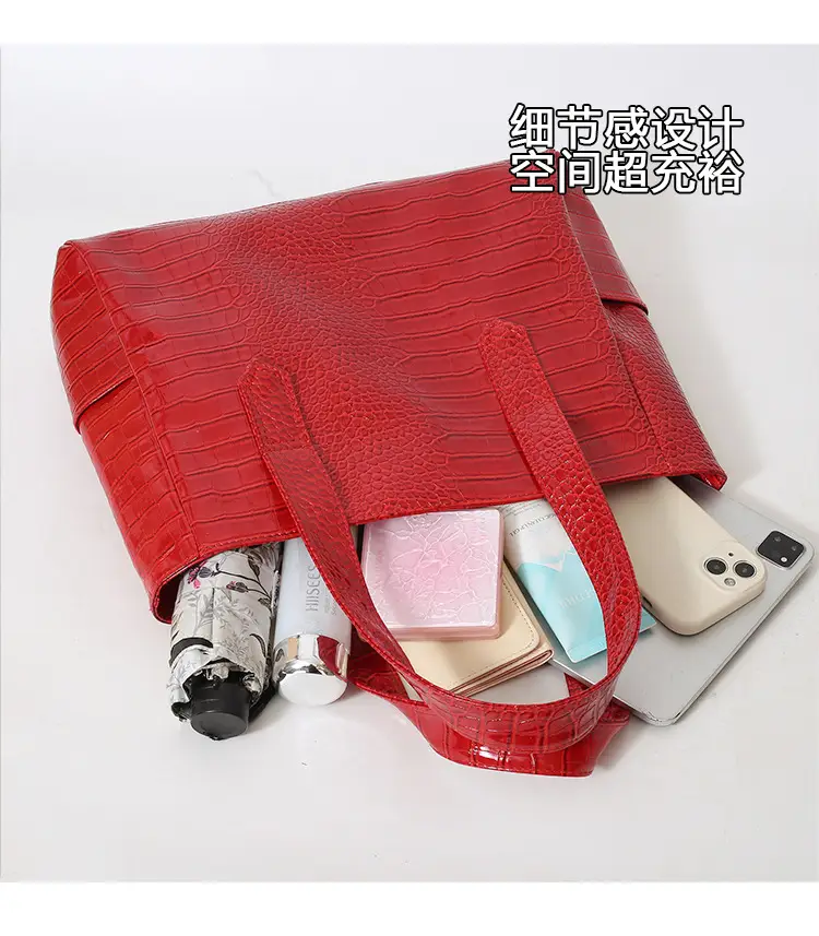 Red Croc PU Leather Crossbody Bag for Women — feature 6