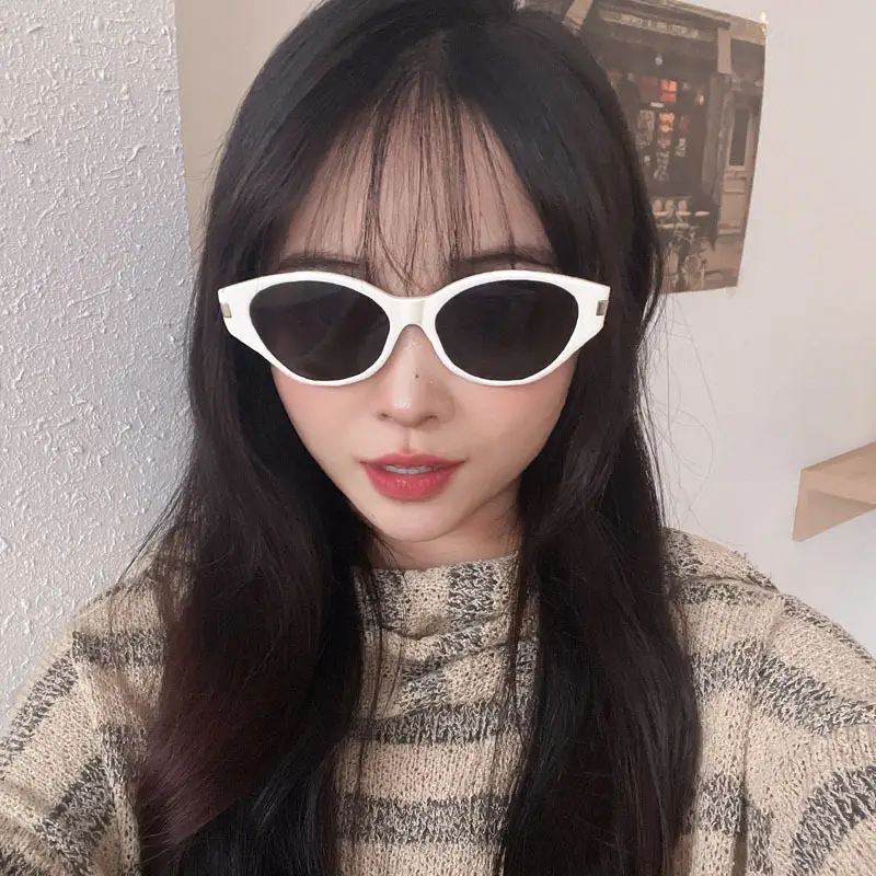 2025 Retro Cat-Eye Sunglasses Red Anti-UV Men Women - Image 2