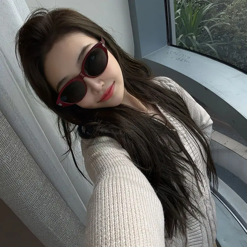 2025 Retro Cat-Eye Sunglasses Red Anti-UV Men Women - Image 3