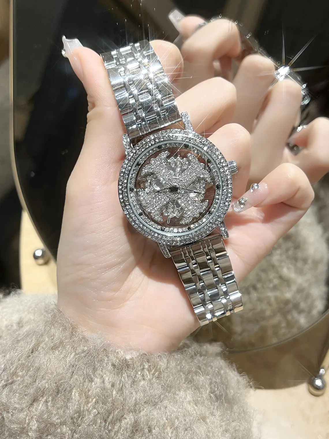 Women Cross-Border Rhinestone Watch Silver Crystal Band — feature 3