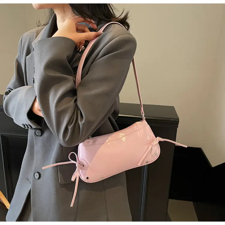 Red Rivet Bow Handbag for Women Large Capacity — feature 11