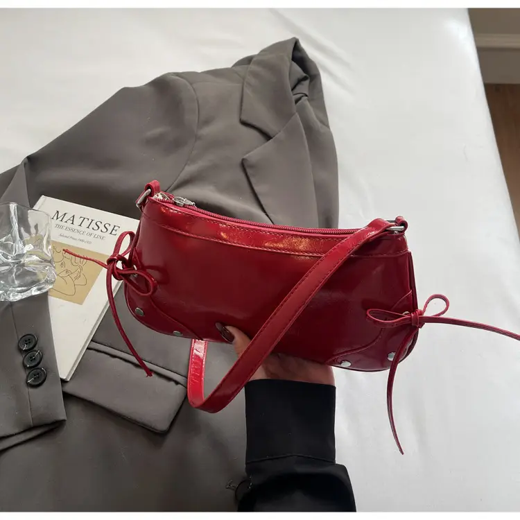 Red Rivet Bow Handbag for Women Large Capacity — feature 23