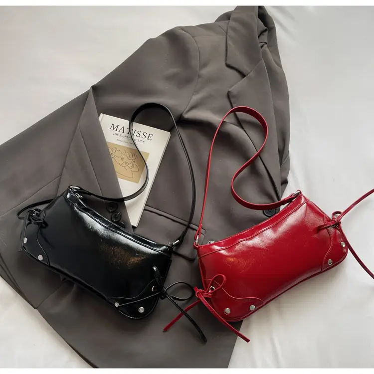 Red Rivet Bow Handbag for Women Large Capacity — feature 30