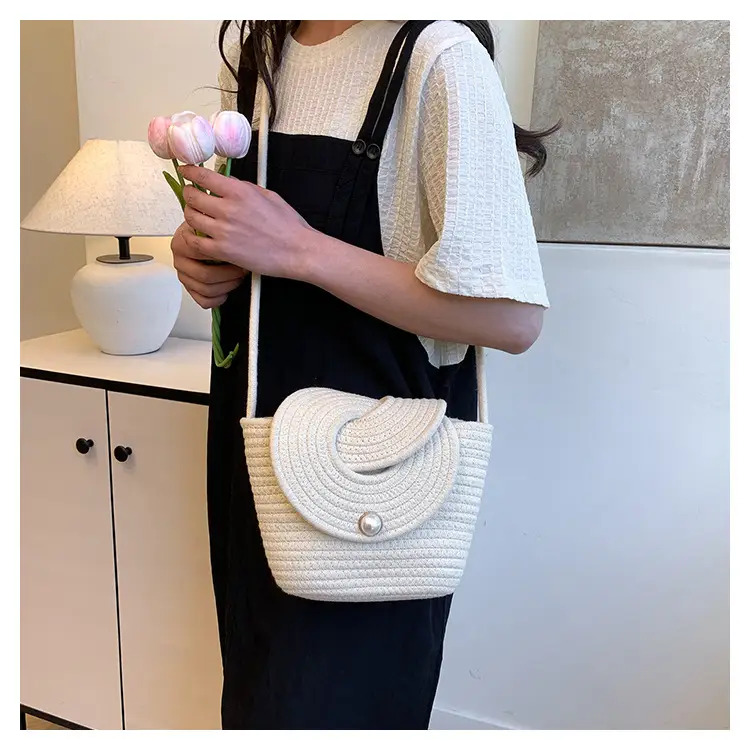 Pearl Flap Crossbody Bag Women Casual Mini Beach Bag — feature 12