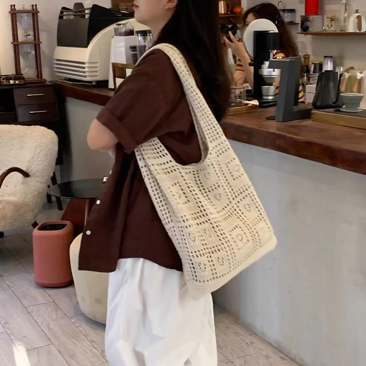 Red Knitted Hollow Shoulder Bag for Women - Image 4