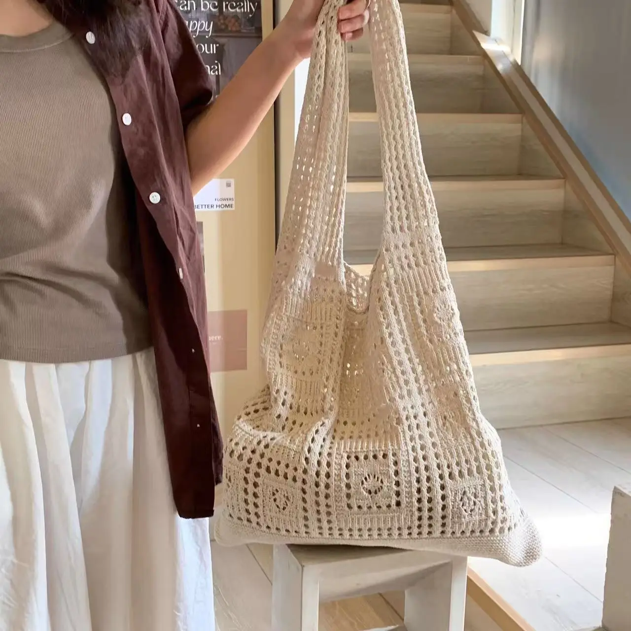 Red Knitted Hollow Shoulder Bag for Women — feature 11