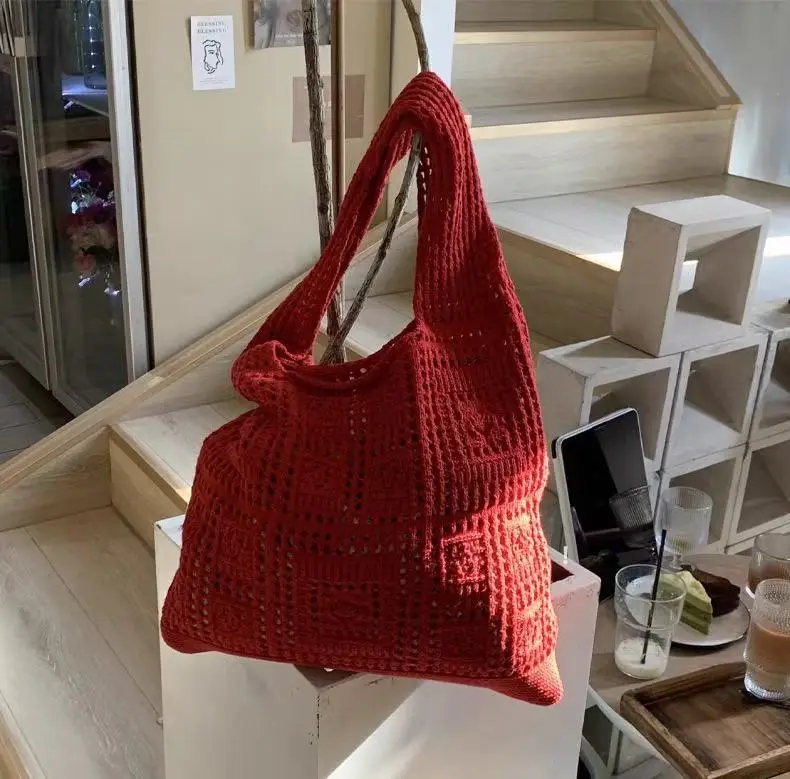 Red Knitted Hollow Shoulder Bag for Women — feature 4