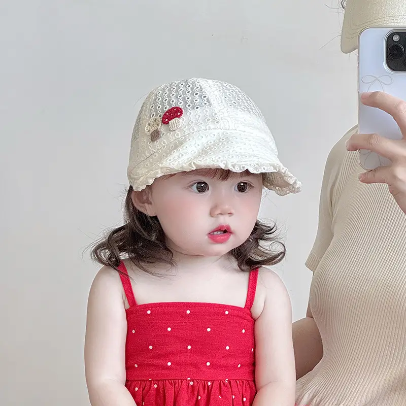 Children's White Beaded Sun Hat with Big Brim - Image 5