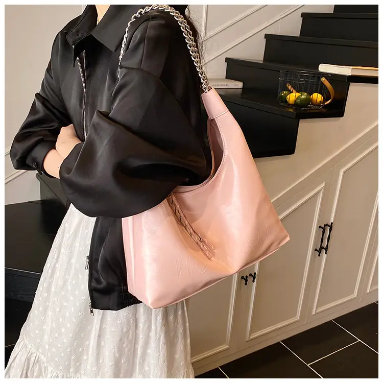 Large Capacity Women's White Leather Tote Bag with Chain Strap — feature 30