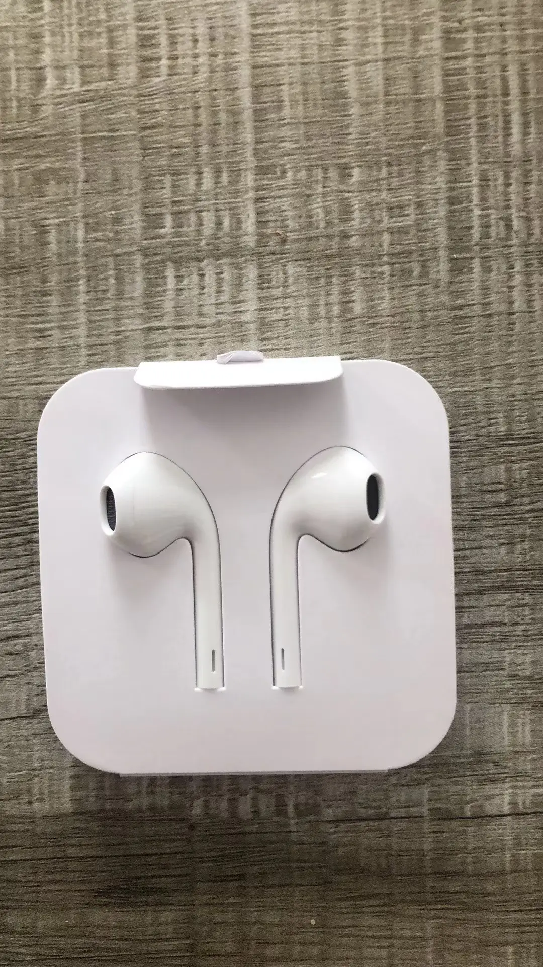 16Pgs Wireless Headphones for iPhone & iPad