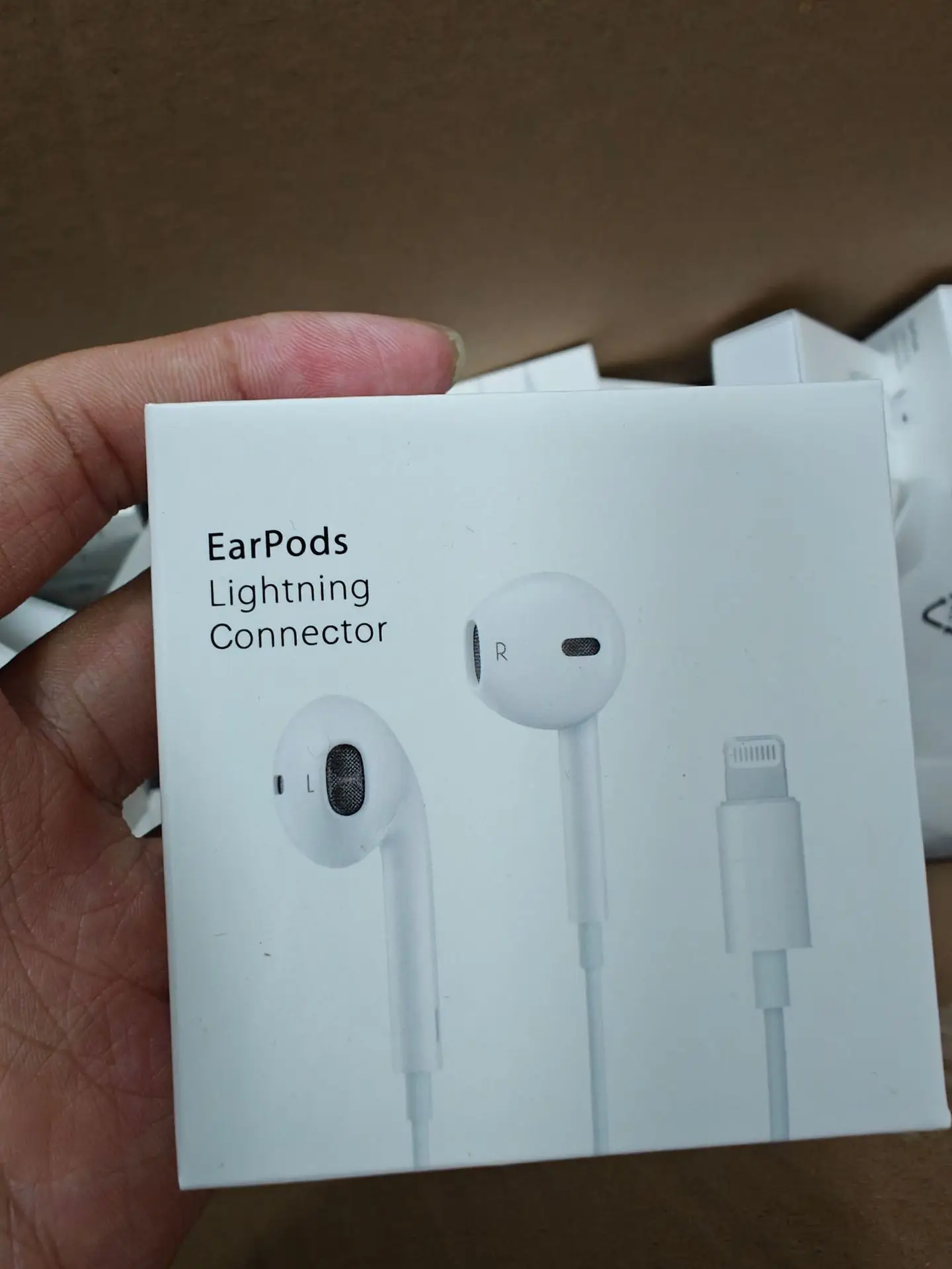 16Pgs Wireless Headphones for iPhone & iPad