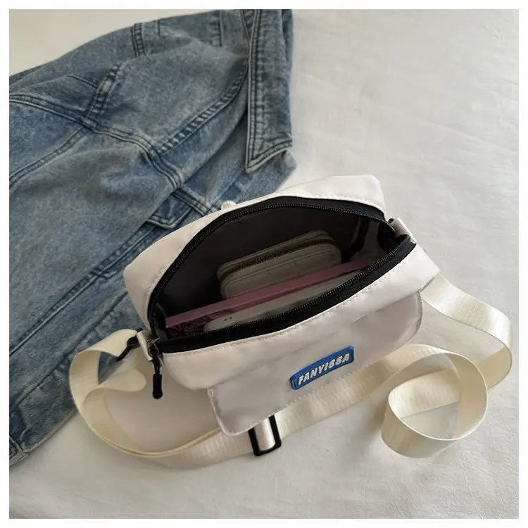 Japanese Style Crossbody Bag Black White 2025 Summer Canvas — feature 9