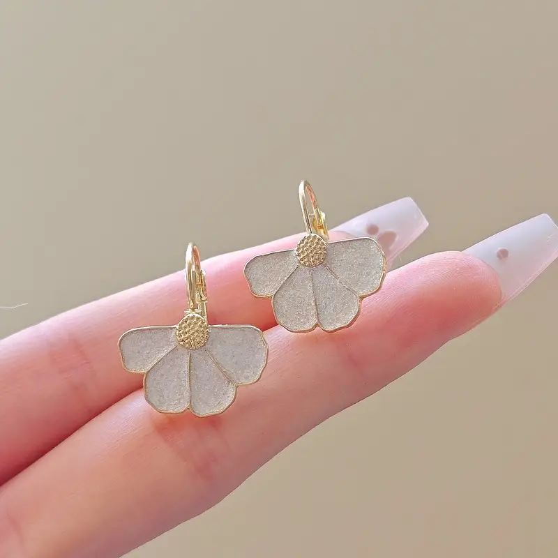 Women's Flower Earrings Light Luxury 2025 New β feature 8