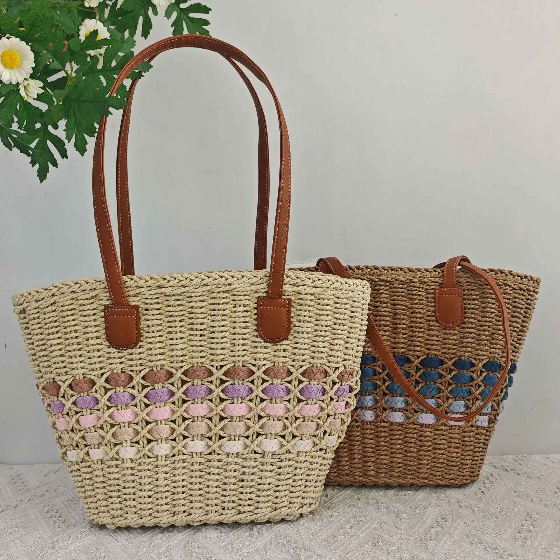 Korean Style Straw Tote Bag with Leather Handles — feature 3