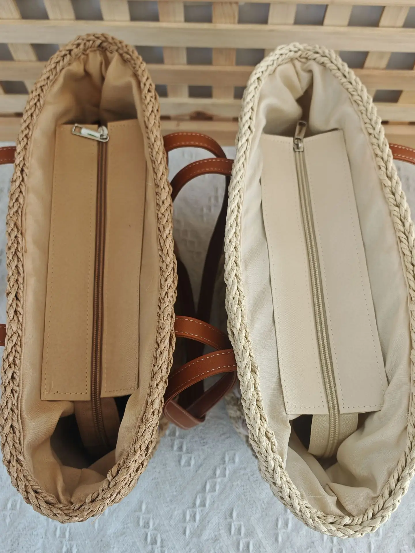 Korean Style Straw Tote Bag with Leather Handles — feature 7
