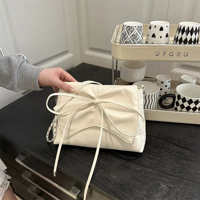 Light Luxury Women's Bow Bag with Chain Strap - Image 5
