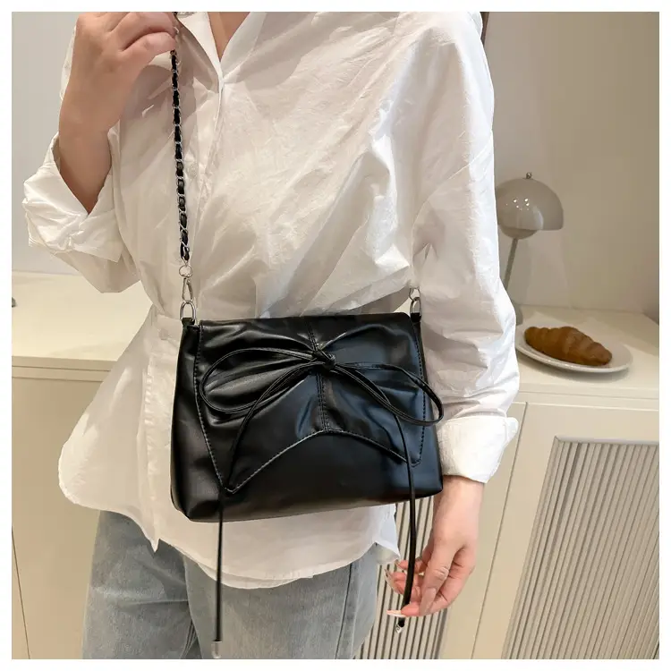 Light Luxury Women's Bow Bag with Chain Strap — feature 11