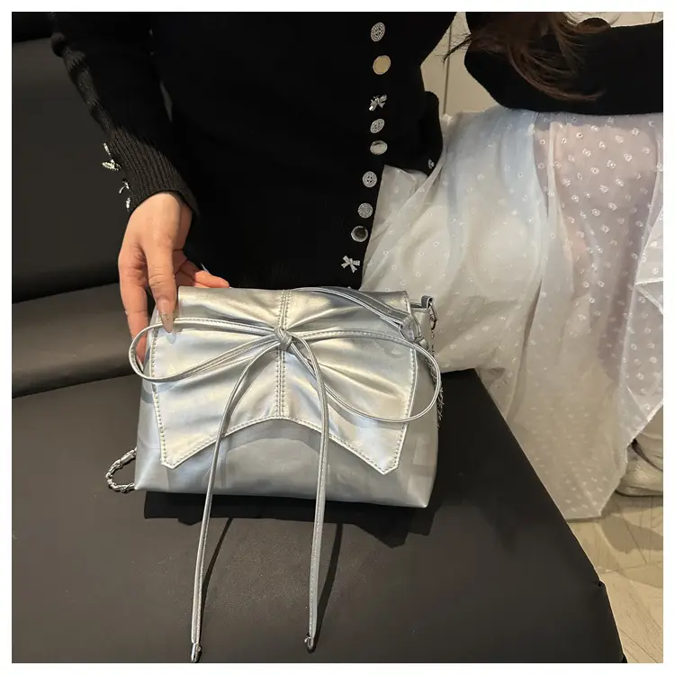 Light Luxury Women's Bow Bag with Chain Strap — feature 17