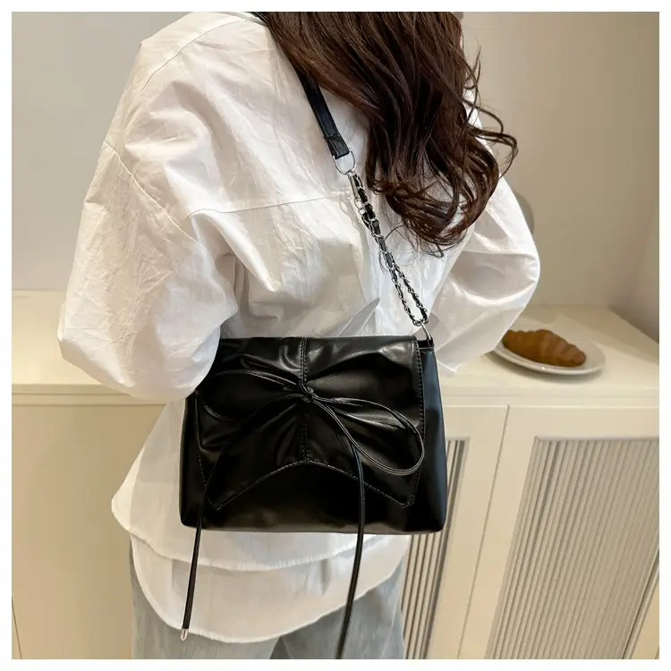 Light Luxury Women's Bow Bag with Chain Strap — feature 9