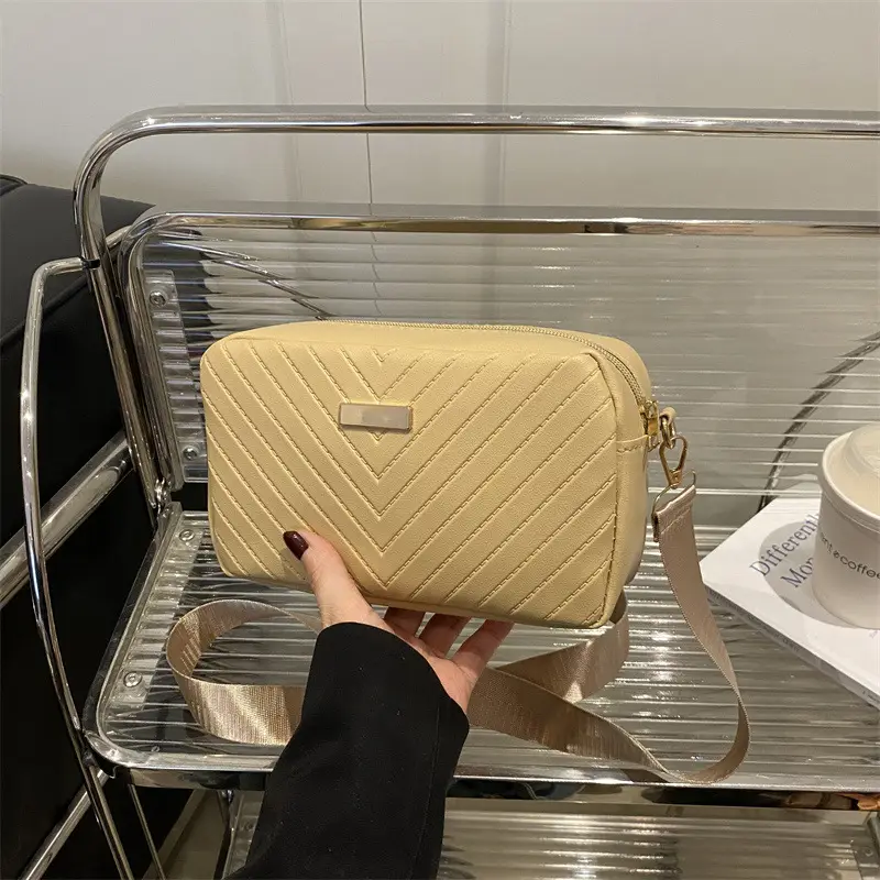 Women's White Quilted Square Camera Bag with Leather Strap - Image 13