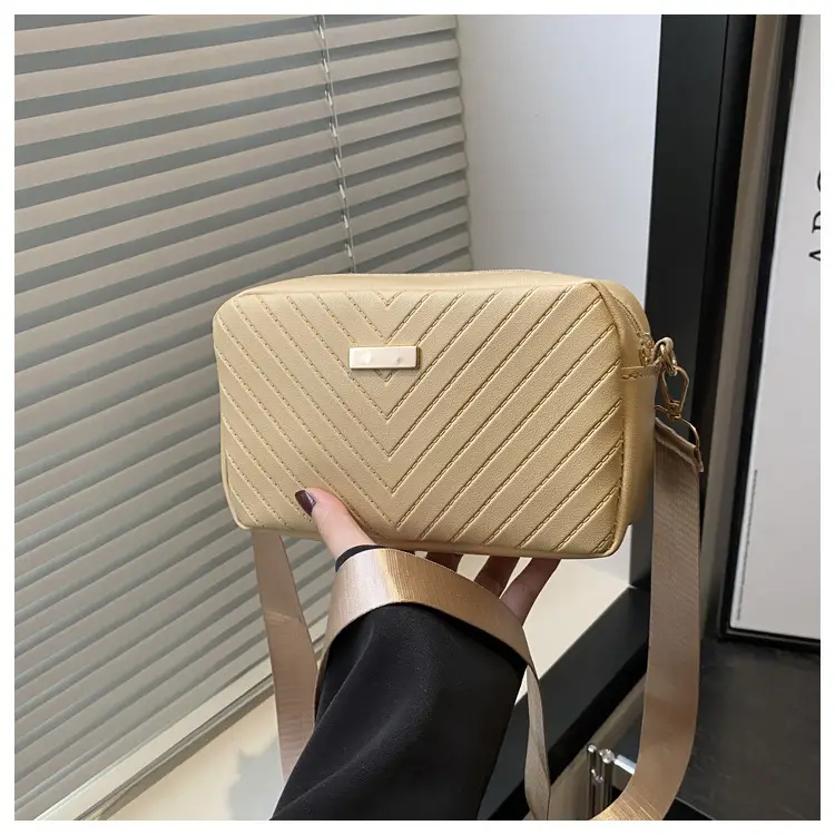 Women's White Quilted Square Camera Bag with Leather Strap — feature 28