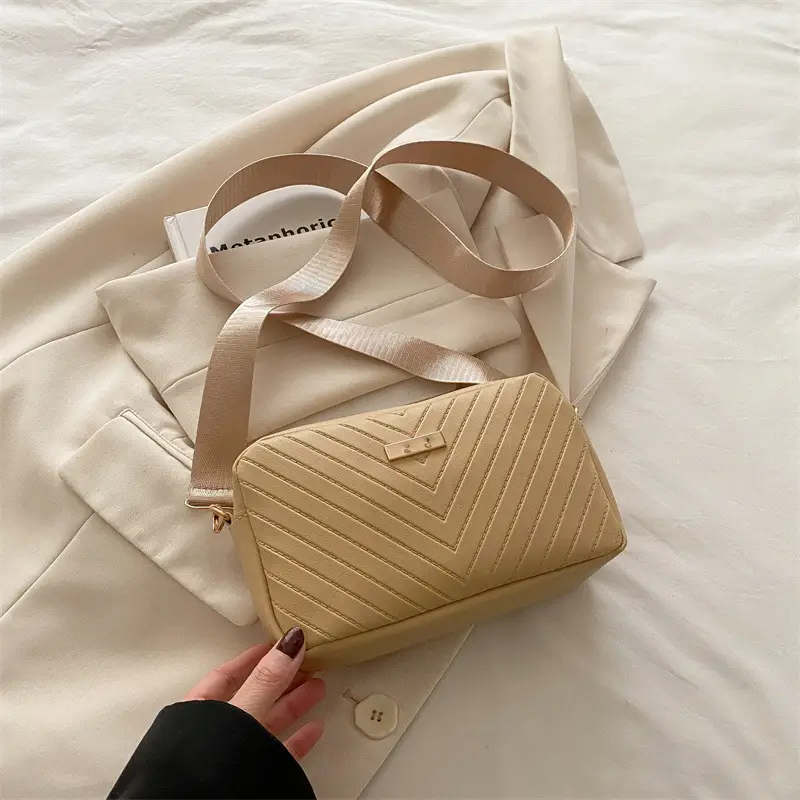 Women's White Quilted Square Camera Bag with Leather Strap - Image 10