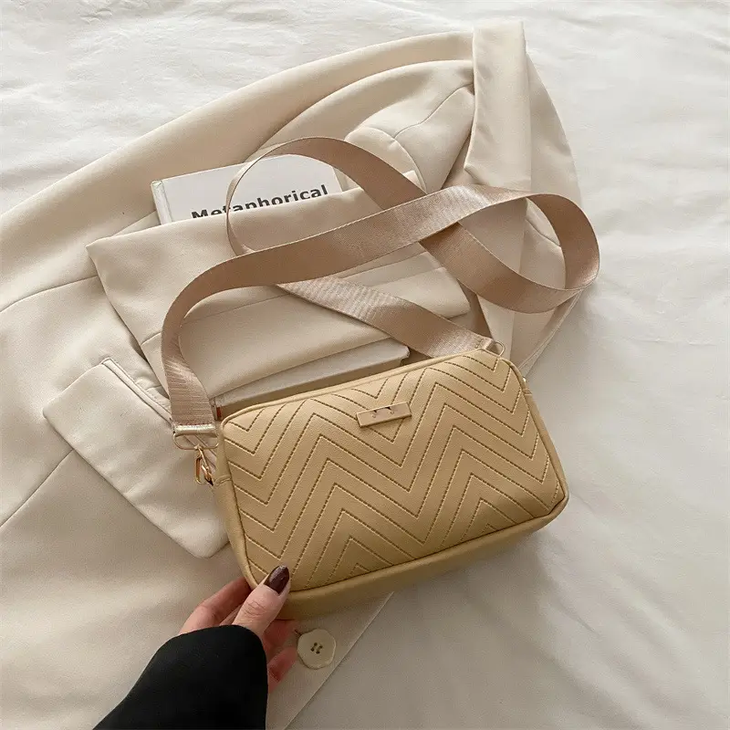 Women's White Quilted Square Camera Bag with Leather Strap - Image 5