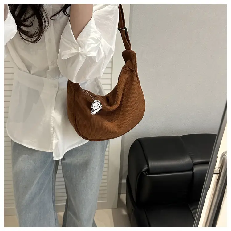 Trendy Crossbody Bags for Women with Adjustable Straps — feature 39