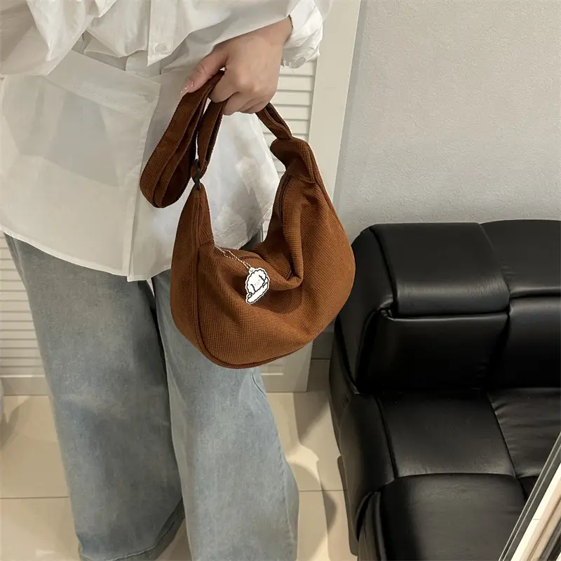 Trendy Crossbody Bags for Women with Adjustable Straps - Image 7
