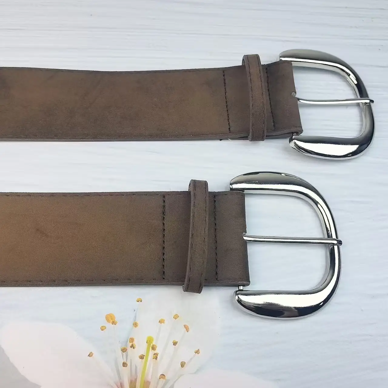 Women's Black Suede Belt with Silver Buckle 6cm — feature 7