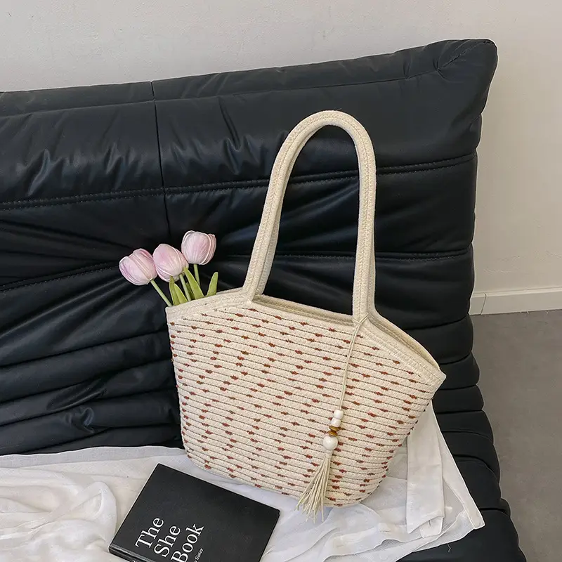 Large Capacity Woven Beach Bag for Women - Image 6