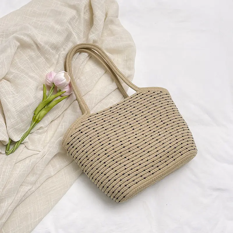 Large Capacity Woven Beach Bag for Women - Image 4
