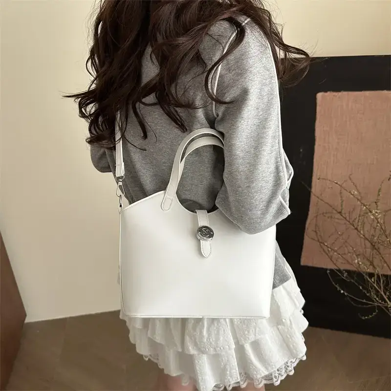 Women's Textured Shoulder Bag White Beige New Arrival — feature 19