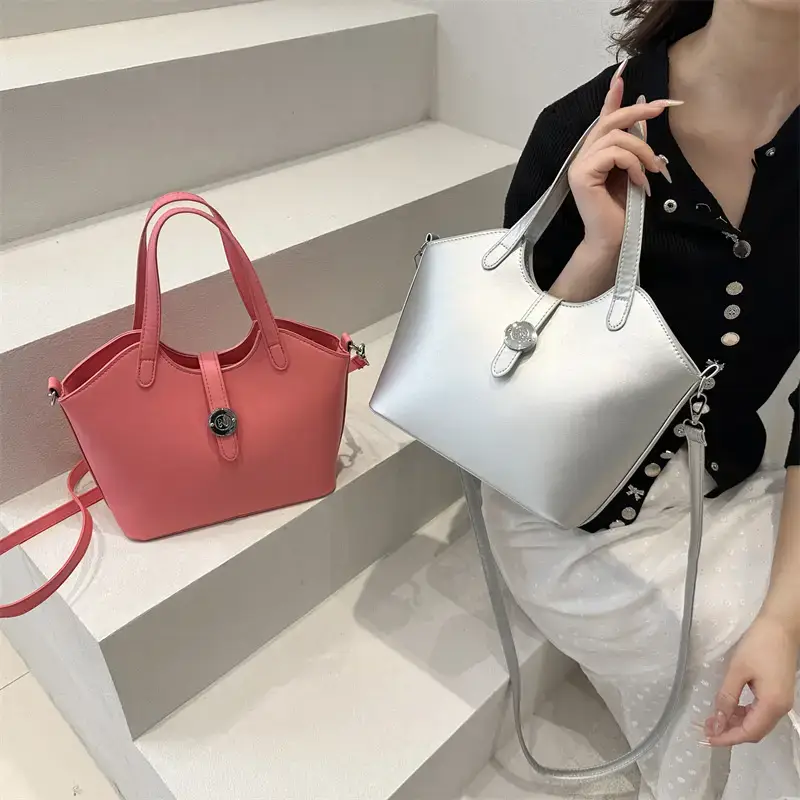 Women's Textured Shoulder Bag White Beige New Arrival — feature 34