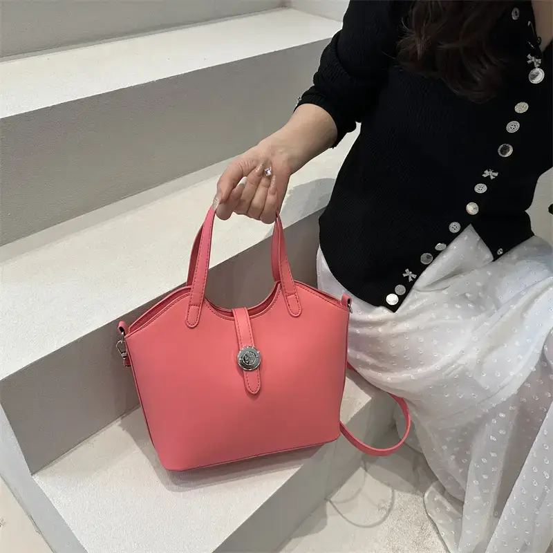 Women's Textured Shoulder Bag White Beige New Arrival — feature 39
