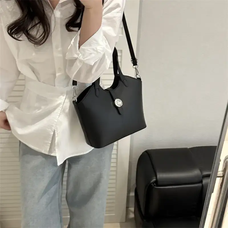 Women's Textured Shoulder Bag White Beige New Arrival — feature 48