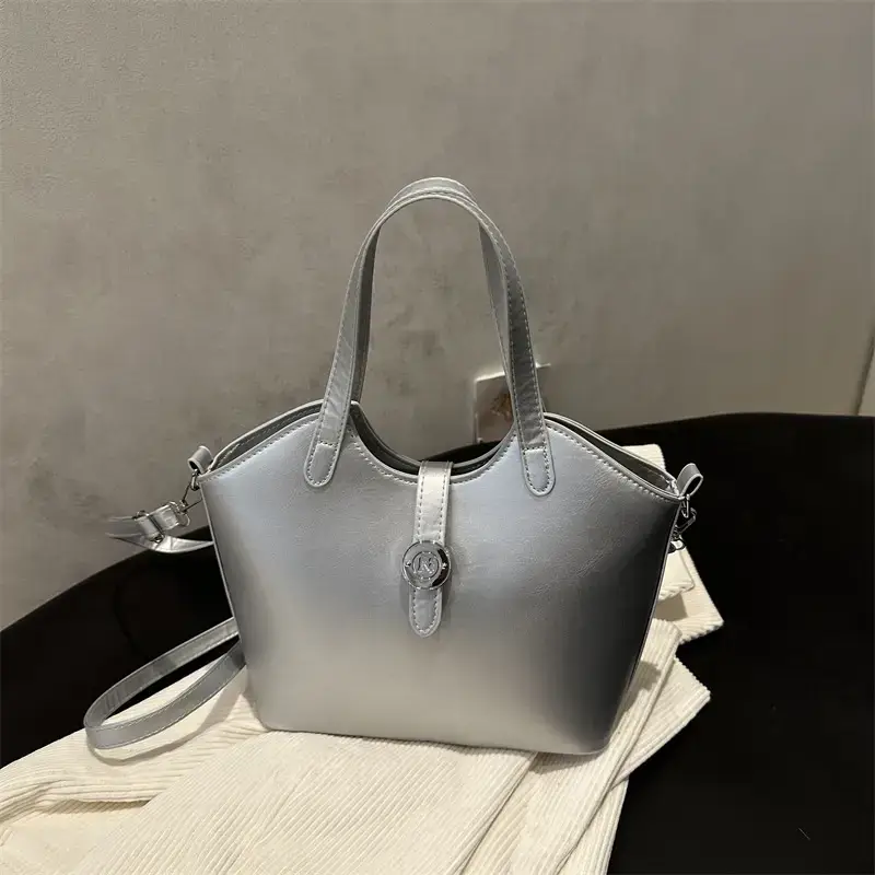 Women's Textured Shoulder Bag White Beige New Arrival — feature 8
