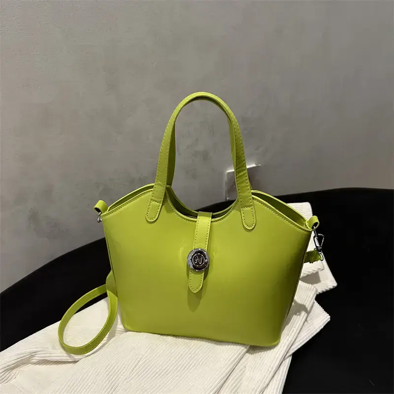 Women's Textured Shoulder Bag White Beige New Arrival — feature 9