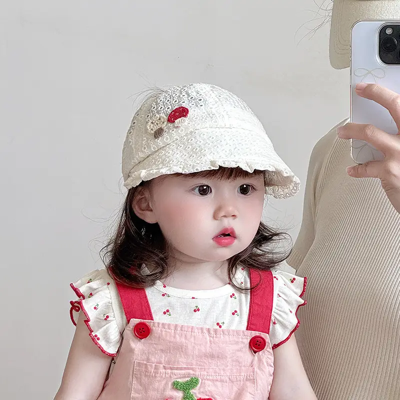 Baby Sunhat with Red Flower Cap Large Bristle — feature 4