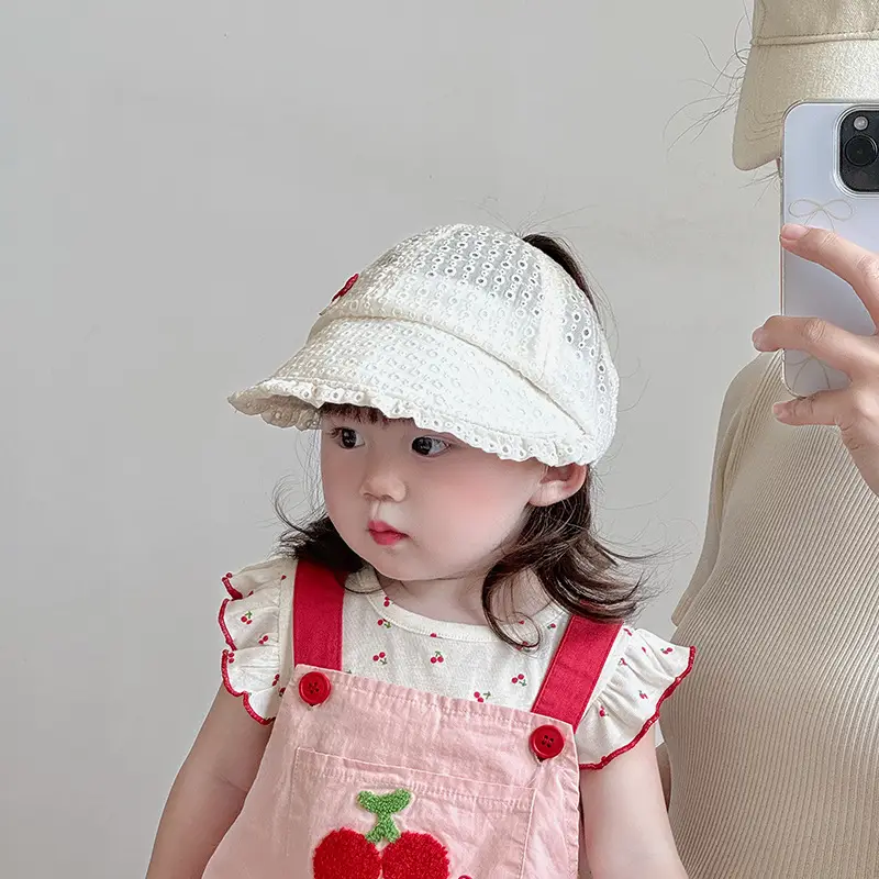 Baby Sunhat with Red Flower Cap Large Bristle — feature 7