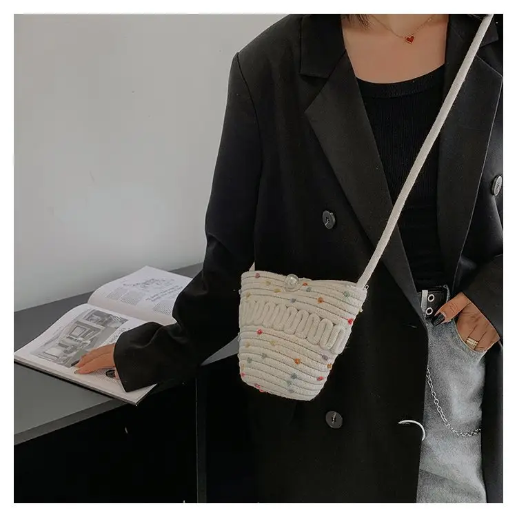 New Summer Women's Pearl Bucket Bag Mini Travel Bag — feature 11