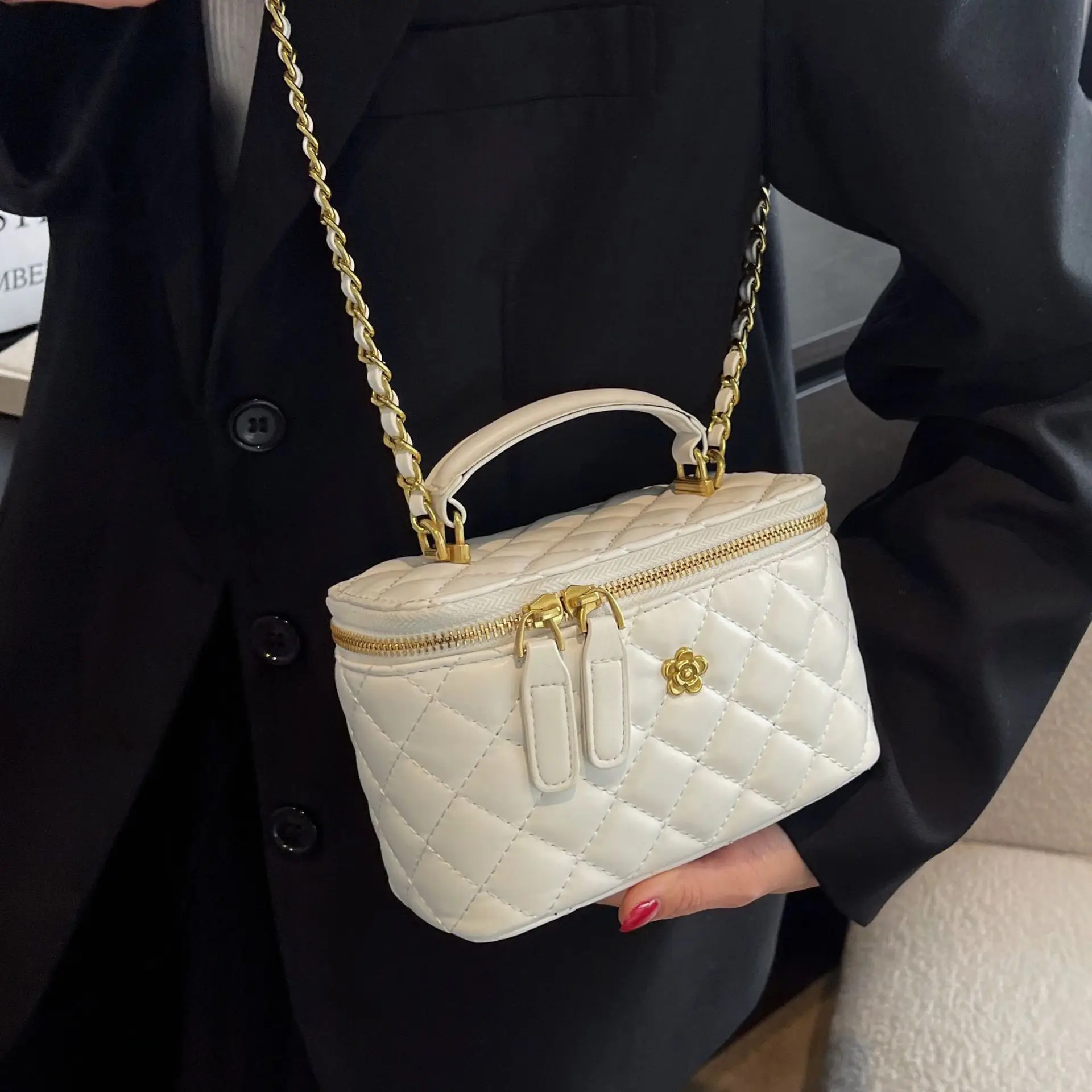 White Quilted Chain Crossbody Bag for Women - Image 10