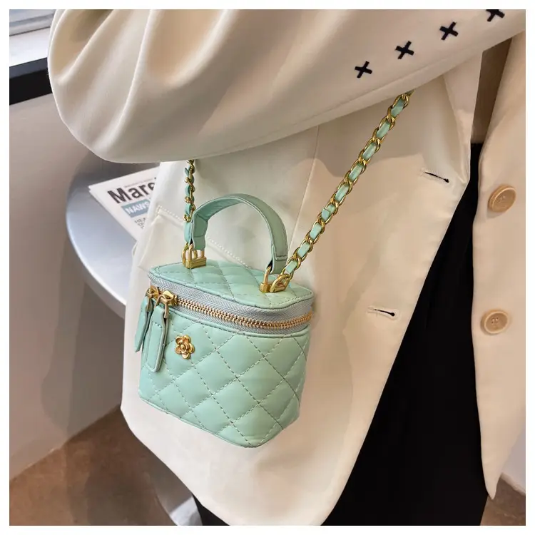 White Quilted Chain Crossbody Bag for Women — feature 22